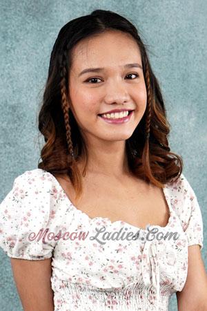 221040 - Yangie Age: 24 - Philippines