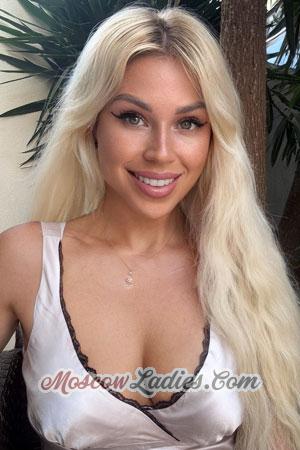 223690 - Ekaterina Age: 38 - Russia