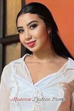 224711 - Paula Age: 25 - Colombia