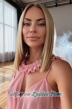 226116 - Khrystyna Age: 37 - Ukraine