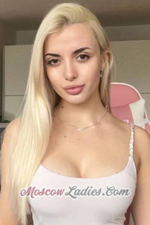 227347 - Daryna Age: 22 - Ukraine